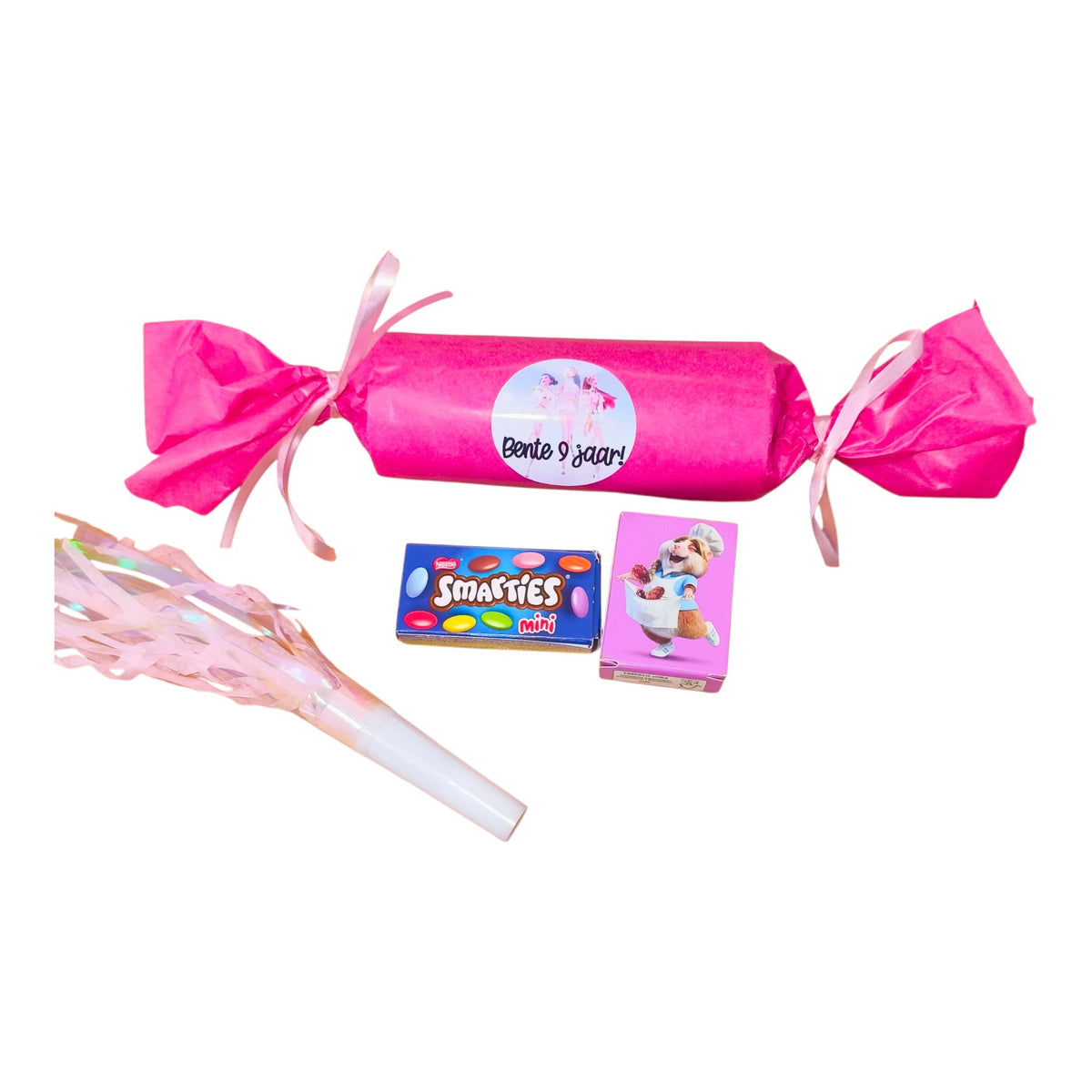 Traktatie | Snoepje | Roze | Gevuld met smarties of rozijnen | Met naam en leeftijd | Toeter