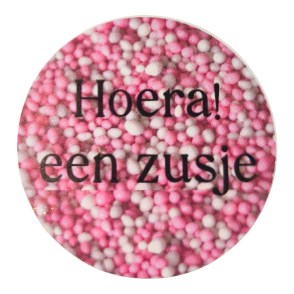 Geboorte Traktatie – Roze Babyflesje met Spekjes, Roze ballon & Gepersonaliseerde Sticker